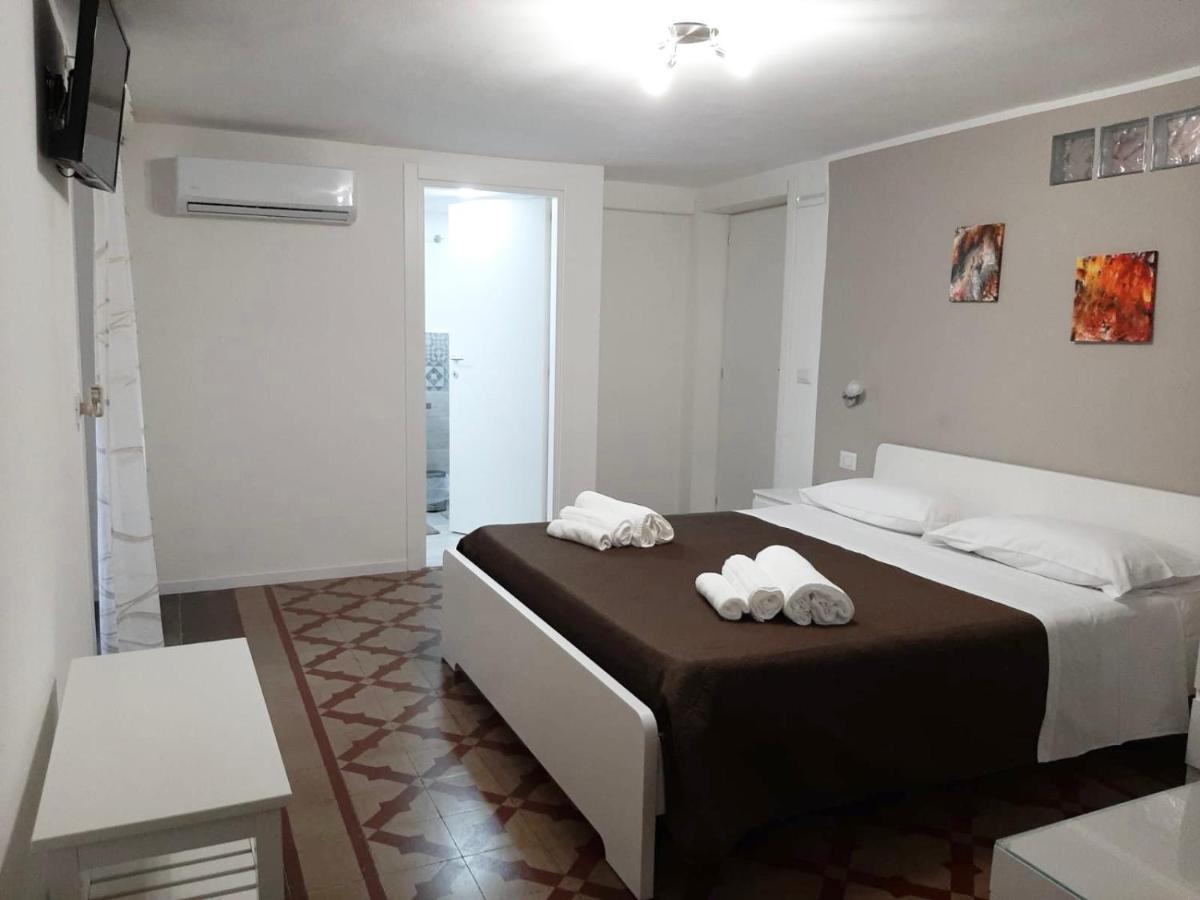 Antica Dimora Maravigna Hotel Catania Exterior photo